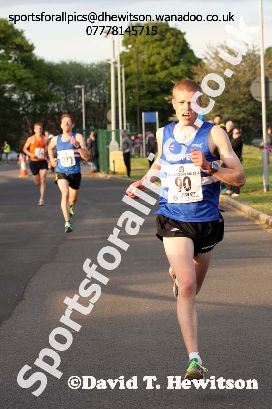 Clive Cookson 10k Road Race, Whitley Bay. Photo: David T. Hewitson/Sports for All Pics